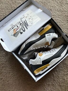 Air-inspired Men's Basketball Sneakers in White, Black & Gold
